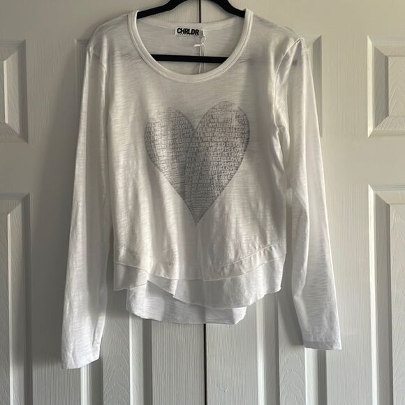 Chrldr Women’s White Long Sleeve ‘All I Need is Love’ Heart Shirt - Picture 1 of 7